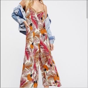 Novella Royals Tropical Zephyr Jumpsuit-SML